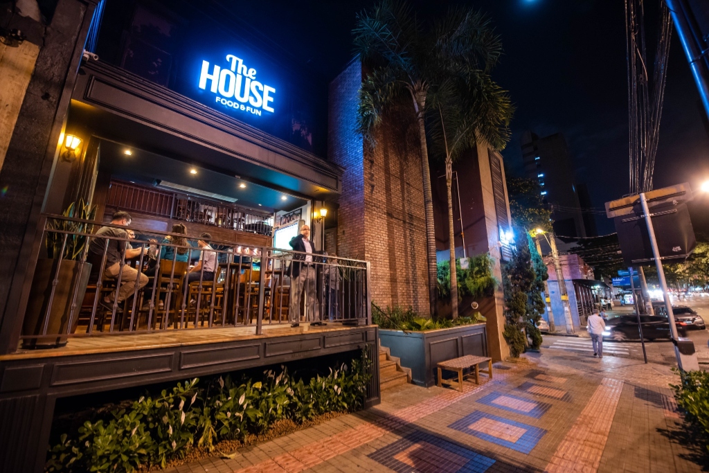 01 A Casa The House